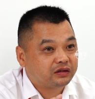 DƬ